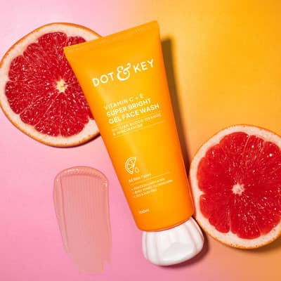 Dot & Key Vitamin C + E Super Bright Gel Face Wash thumbnail 2
